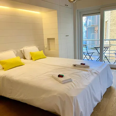 Apartment Beautiful Appartment In The Heart Of Knokke For 8 Persons